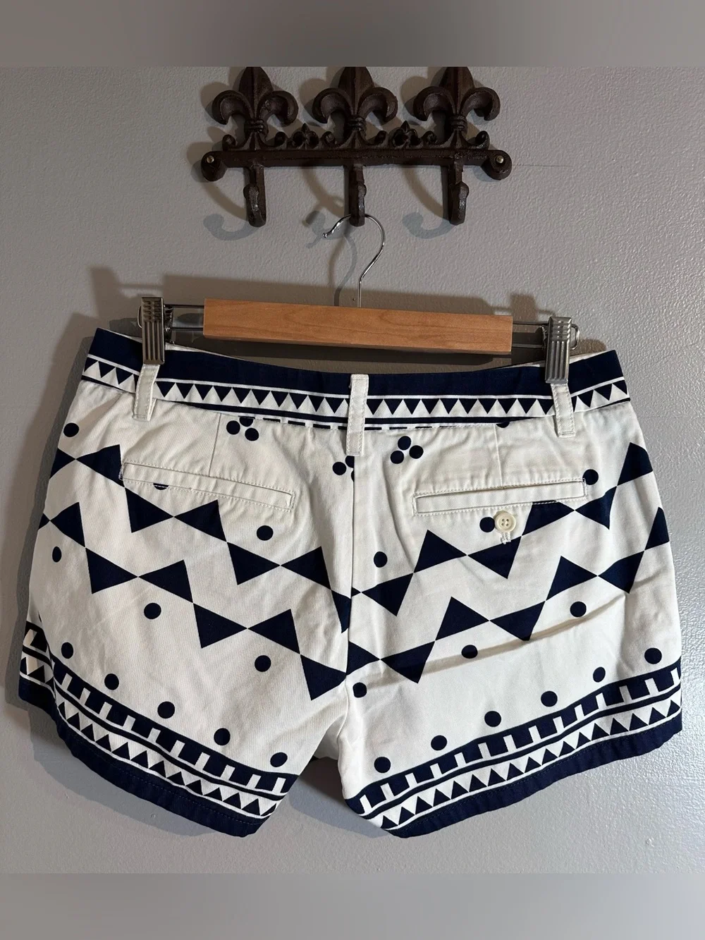 J. Crew excellent pre